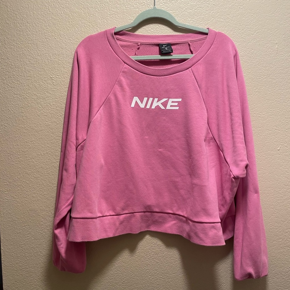 Cropped Nike Sweatshirt